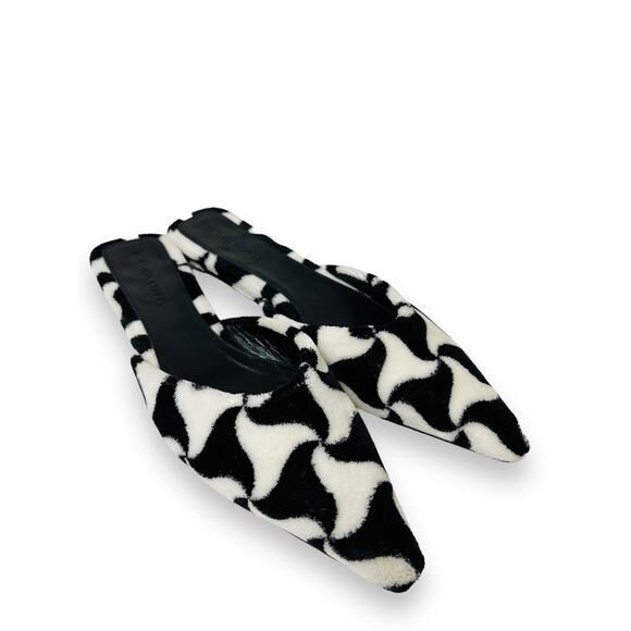BOTTEGA VENETA $1250 Black White Printed Fuzzy Point Toe Mules Slides Flats 37 - Picture 3 of 7